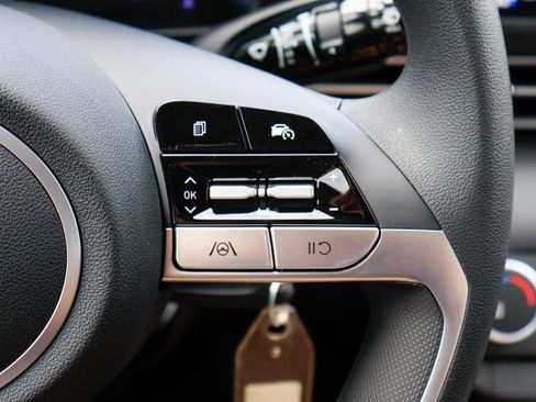New 2026 Hyundai Elantra SE FWD image 17