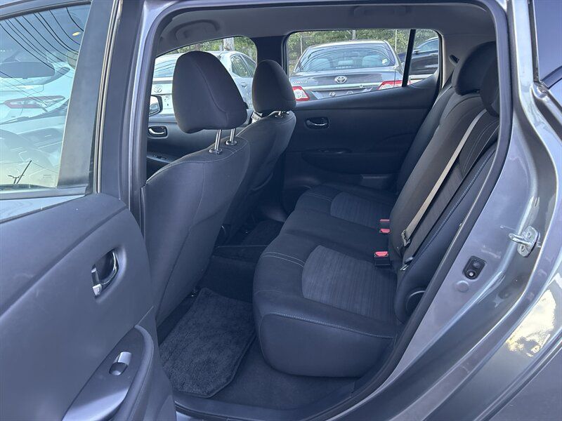 Used 2019 Nissan Leaf S w/ S Charge Package FWD image 10