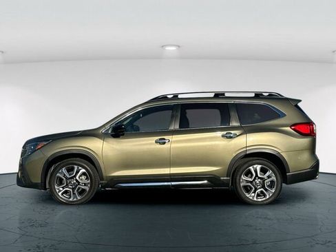 Used 2024 Subaru Ascent Touring image 3