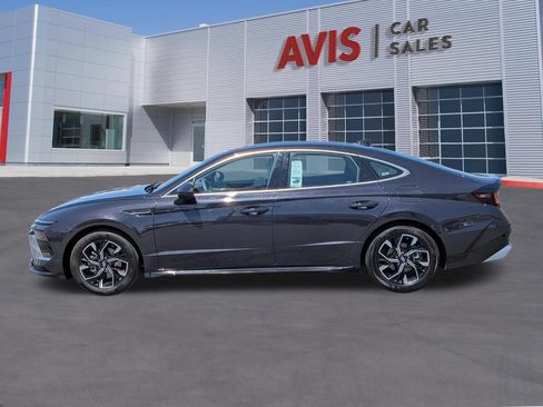 Used 2025 Hyundai Sonata SEL FWD image 10