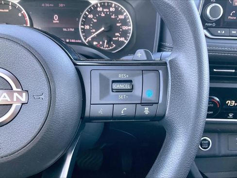 Used 2023 Nissan Rogue SV AWD/4WD image 25