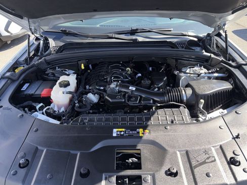 Used 2023 Jeep Grand Cherokee Limited image 28