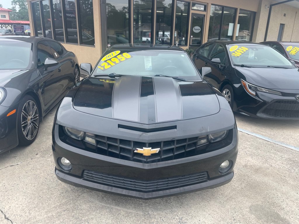 Used 2013 Chevrolet Camaro SS w/ RS Package RWD image 2