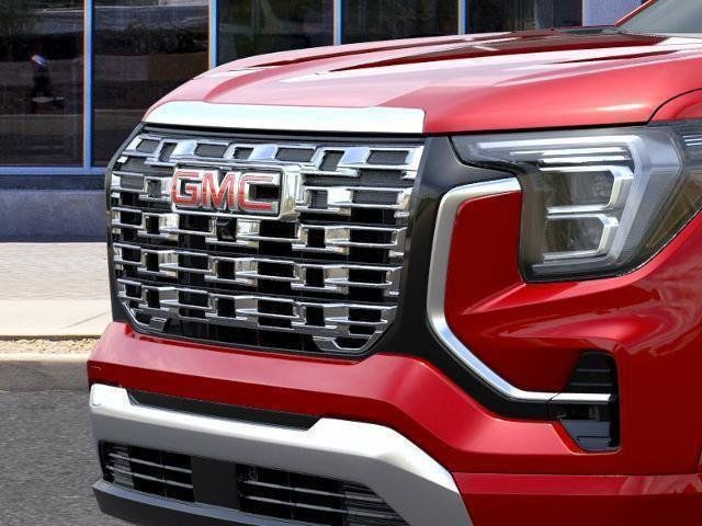 New 2027 GMC Terrain Denali w/ LPO, Floor Liner Package AWD/4WD image 37