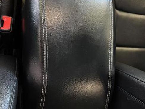 Certified 2021 Ford Explorer XLT w/ Equipment Group 202A image 29