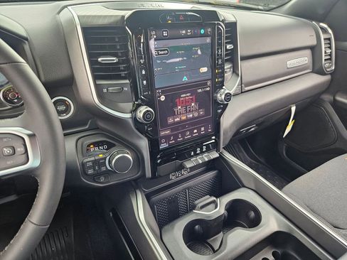 New 2026 RAM 1500 Big Horn AWD/4WD image 19