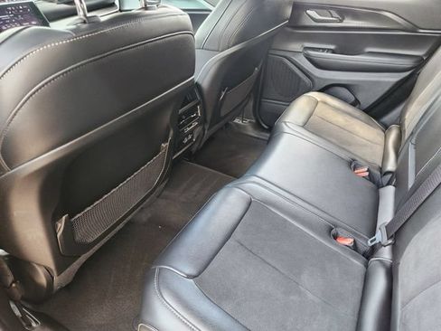 Certified 2025 Jeep Grand Cherokee Altitude RWD image 29