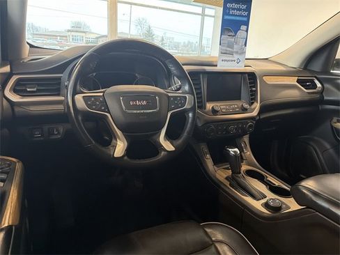 Used 2018 GMC Acadia Denali w/ Technology Package image 21