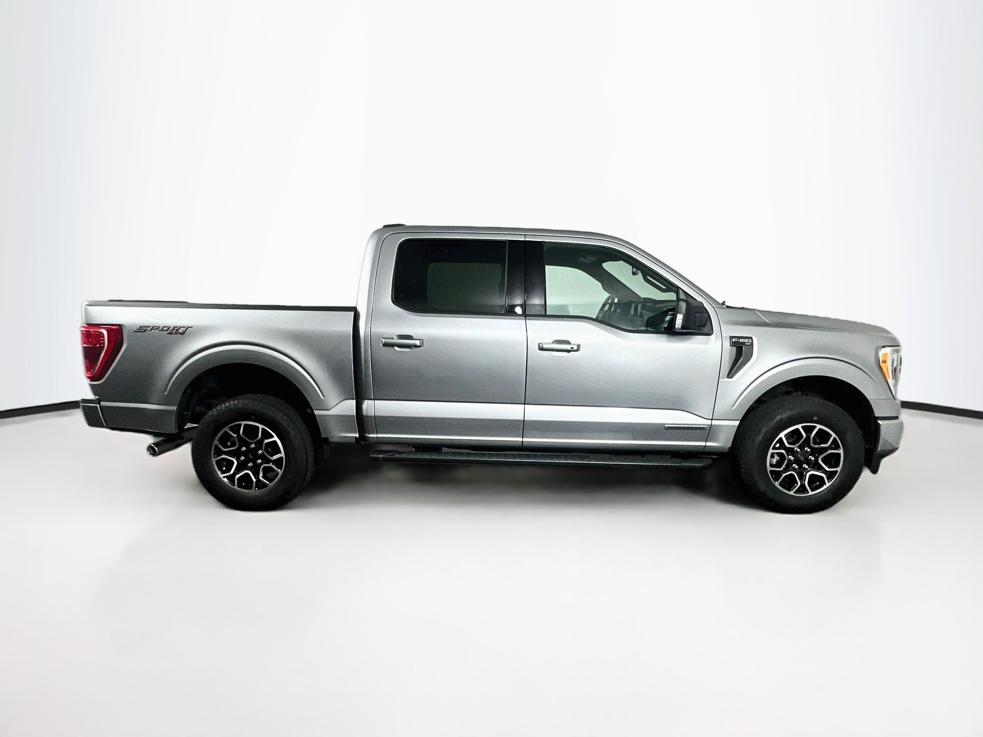 Used 2023 Ford F150 XLT w/ Equipment Group 302A High AWD/4WD image 10