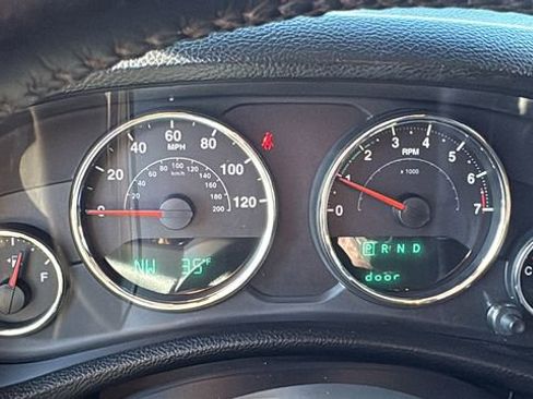 Used 2013 Jeep Wrangler Unlimited Sahara w/ Dual Top Group image 11