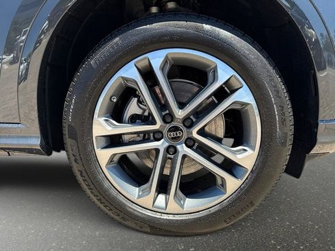 New 2025 Audi Q5 Premium image 8