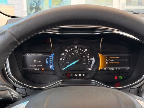 Used 2018 Ford Fusion SE w/ Equipment Group 602A FWD image 29