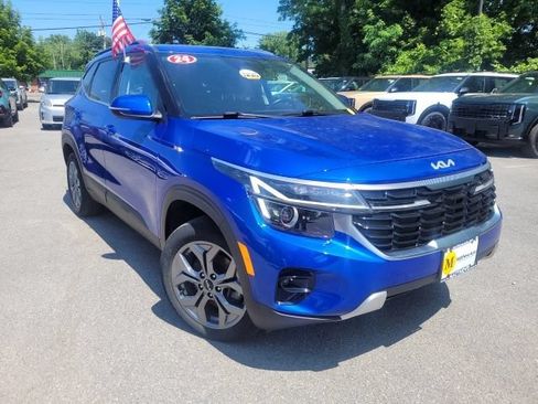 Certified 2024 Kia Seltos S AWD/4WD image 8