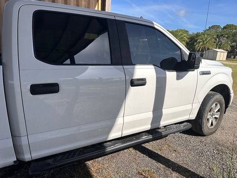 Used 2020 Ford F150 XL w/ Equipment Group 101A Mid AWD/4WD image 3