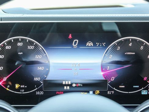 New 2026 Mercedes-Benz GLS 580 4MATIC image 25