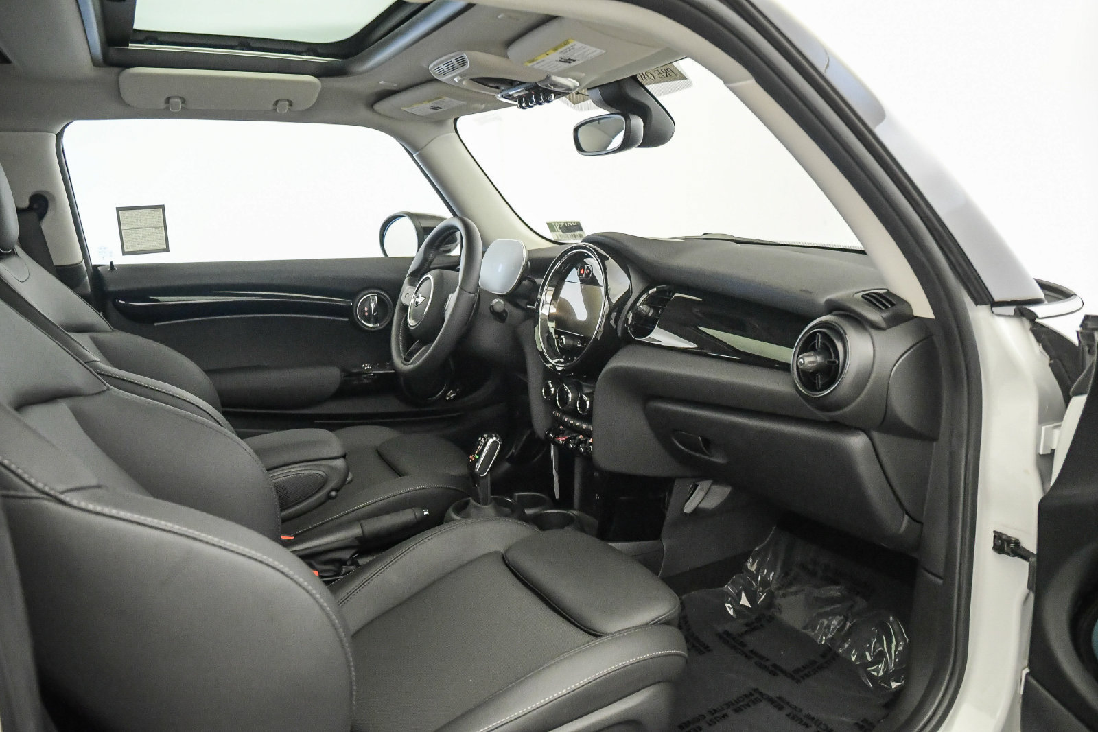 Used 2024 MINI Cooper S FWD image 15