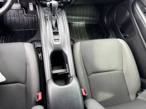 Used 2019 Honda HR-V Sport image 18