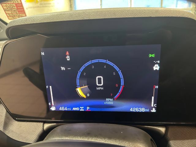 Used 2025 Chevrolet TrailBlazer RS w/ Convenience Package AWD/4WD image 28