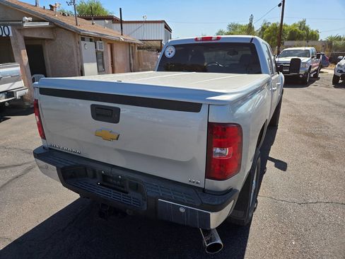 Used 2011 Chevrolet Silverado 3500 LTZ w/ LTZ Plus Package AWD/4WD image 4