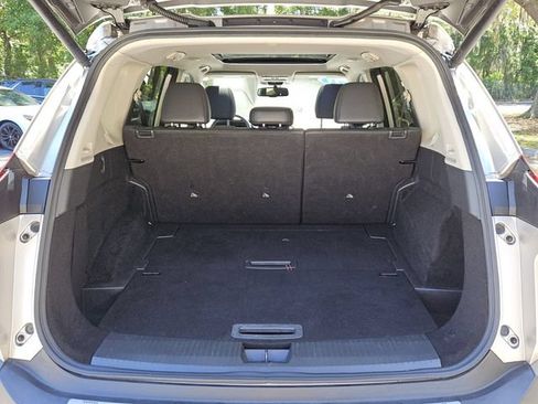 Used 2023 Nissan Rogue SL FWD image 13