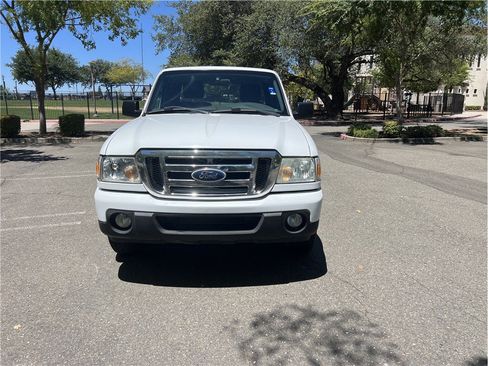 Used 2011 Ford Ranger XLT RWD image 2