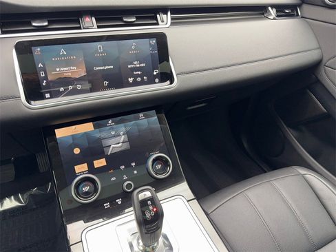 Used 2023 Land Rover Range Rover Evoque SE image 60