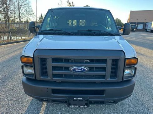Used 2014 Ford E-150 and Econoline 150 image 2