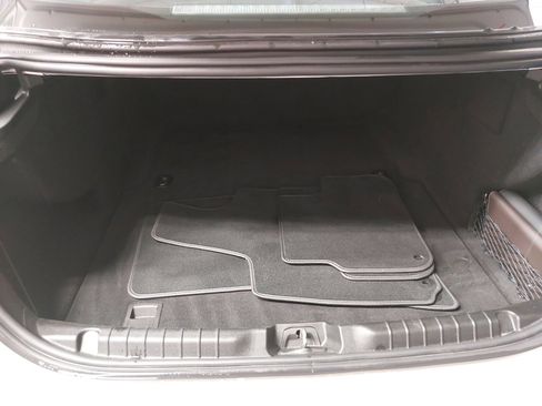 Used 2023 Maserati Ghibli Modena RWD image 14