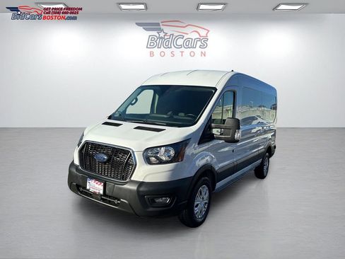 Used 2024 Ford Transit 250 148 Medium Roof w/ Interior Upgrade Package image 1