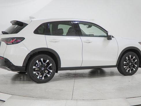 New 2026 Honda HR-V EX-L image 11