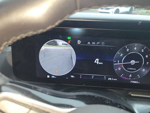 Used 2024 Kia Carnival SX Prestige FWD image 23