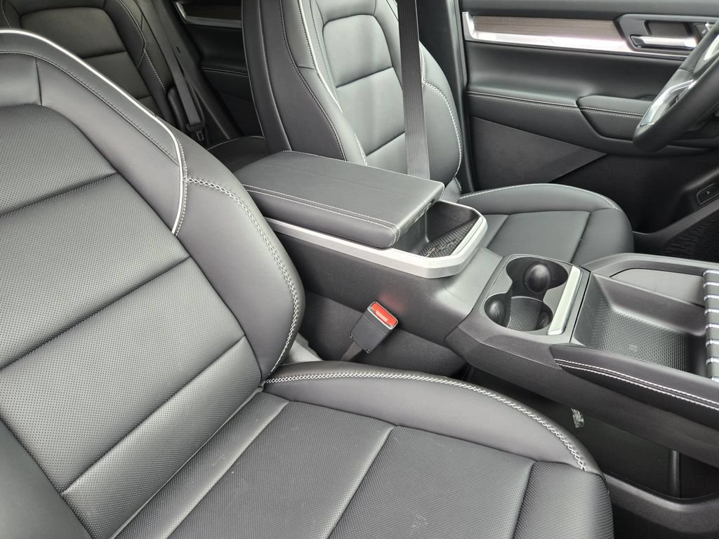 New 2026 GMC Terrain Denali w/ LPO, Black Badging Package AWD/4WD image 9