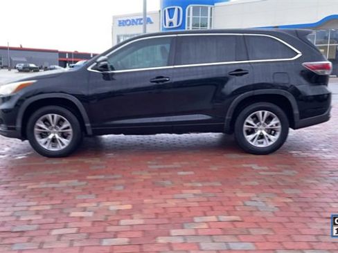 Used 2015 Toyota Highlander Plus image 6