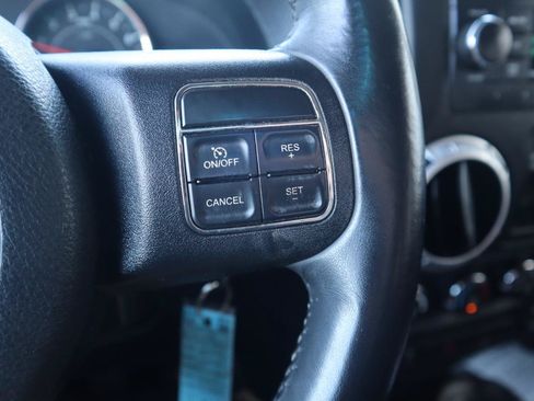Used 2014 Jeep Wrangler Unlimited Rubicon w/ Connectivity Group AWD/4WD image 63