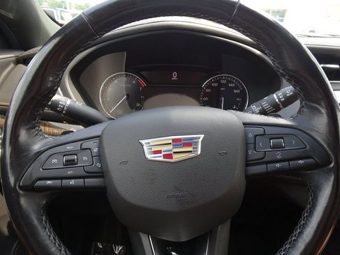 Used 2019 Cadillac XT4 Premium Luxury AWD/4WD image 20