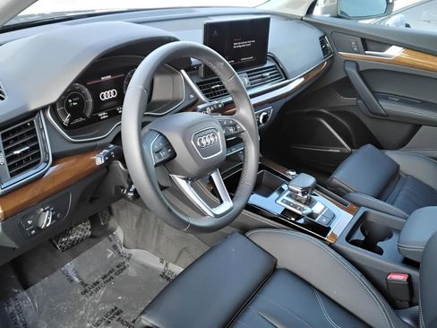 Certified 2024 Audi Q5 e Premium Plus w/ Premium Plus Package image 16