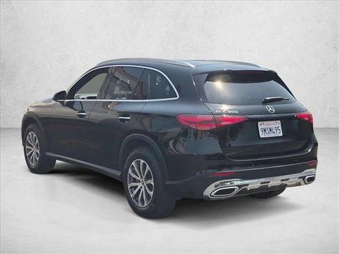 Used 2024 Mercedes-Benz GLC 300 image 8