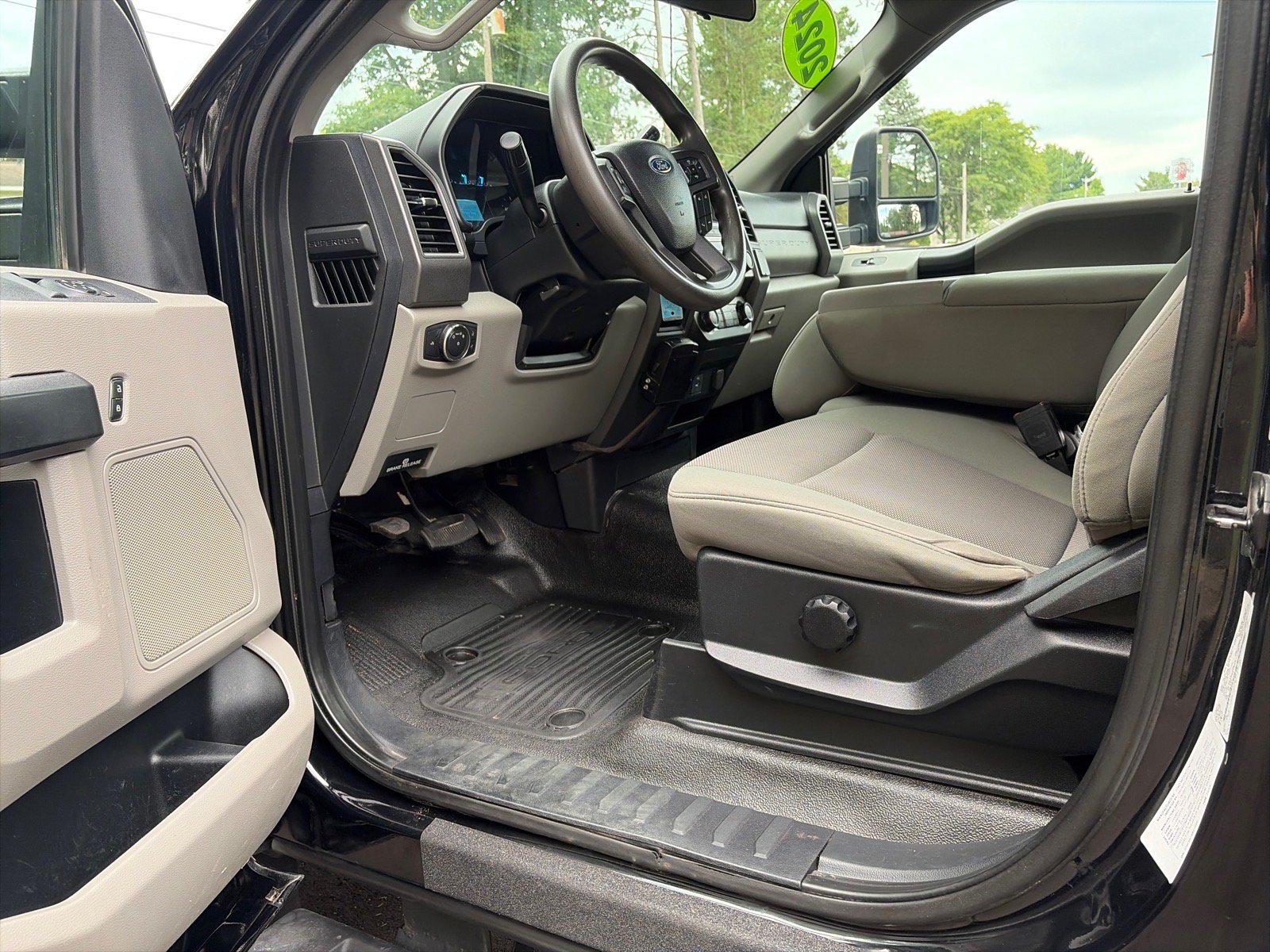 Used 2021 Ford F350 XL w/ Power Equipment Group AWD/4WD image 9