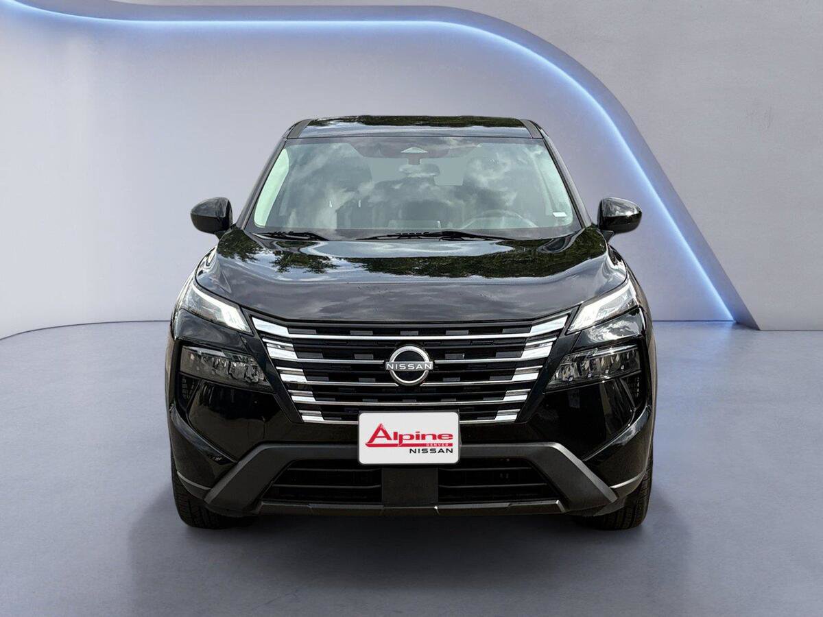 Used 2024 Nissan Rogue SV AWD/4WD image 8