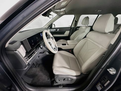 Used 2026 Hyundai Santa Fe SEL FWD image 13