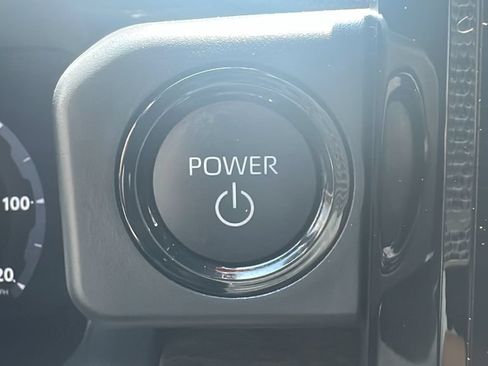 Used 2026 Toyota Tacoma Limited AWD/4WD image 25