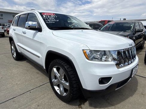 Used 2013 Jeep Grand Cherokee Overland AWD/4WD image 11