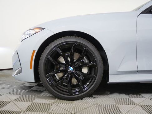 New 2026 BMW 330i Sedan w/ M Sport Package image 7