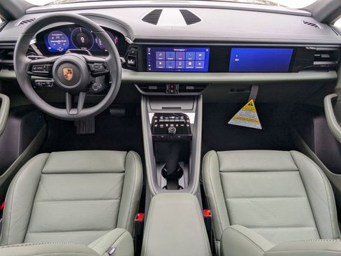 New 2026 Porsche Macan 4 Electric AWD/4WD image 21