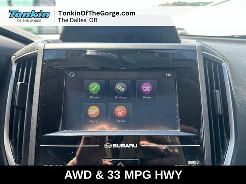 Used 2020 Subaru Crosstrek 2.0i AWD/4WD image 18