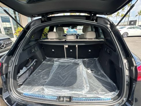 Used 2026 Mercedes-Benz GLC 300 4MATIC image 7
