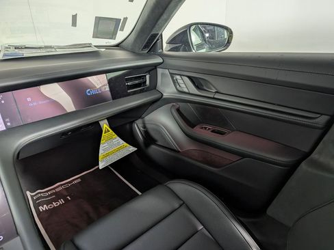 New 2026 Porsche Taycan GTS image 24