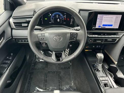 Certified 2026 Toyota Camry SE w/ Convenience Package FWD image 18