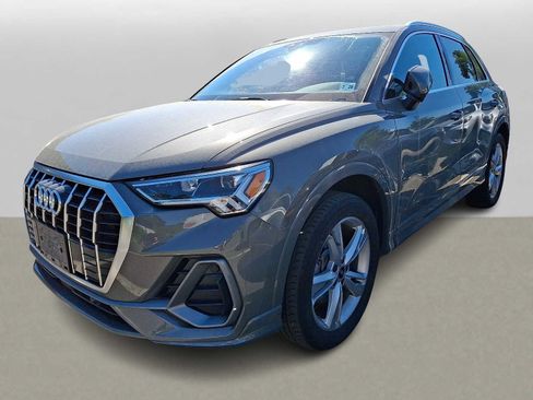 Used 2023 Audi Q3 2.0T Premium w/ Convenience Package AWD/4WD image 1