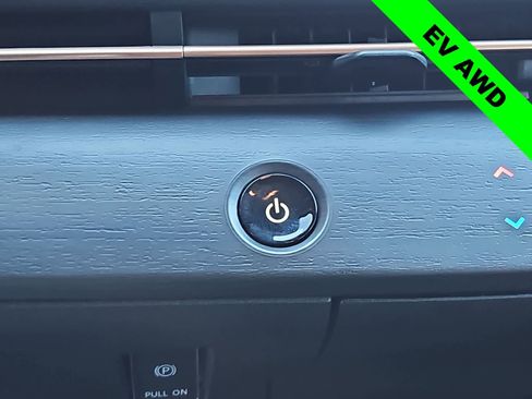 Used 2023 Nissan Ariya AWD image 24